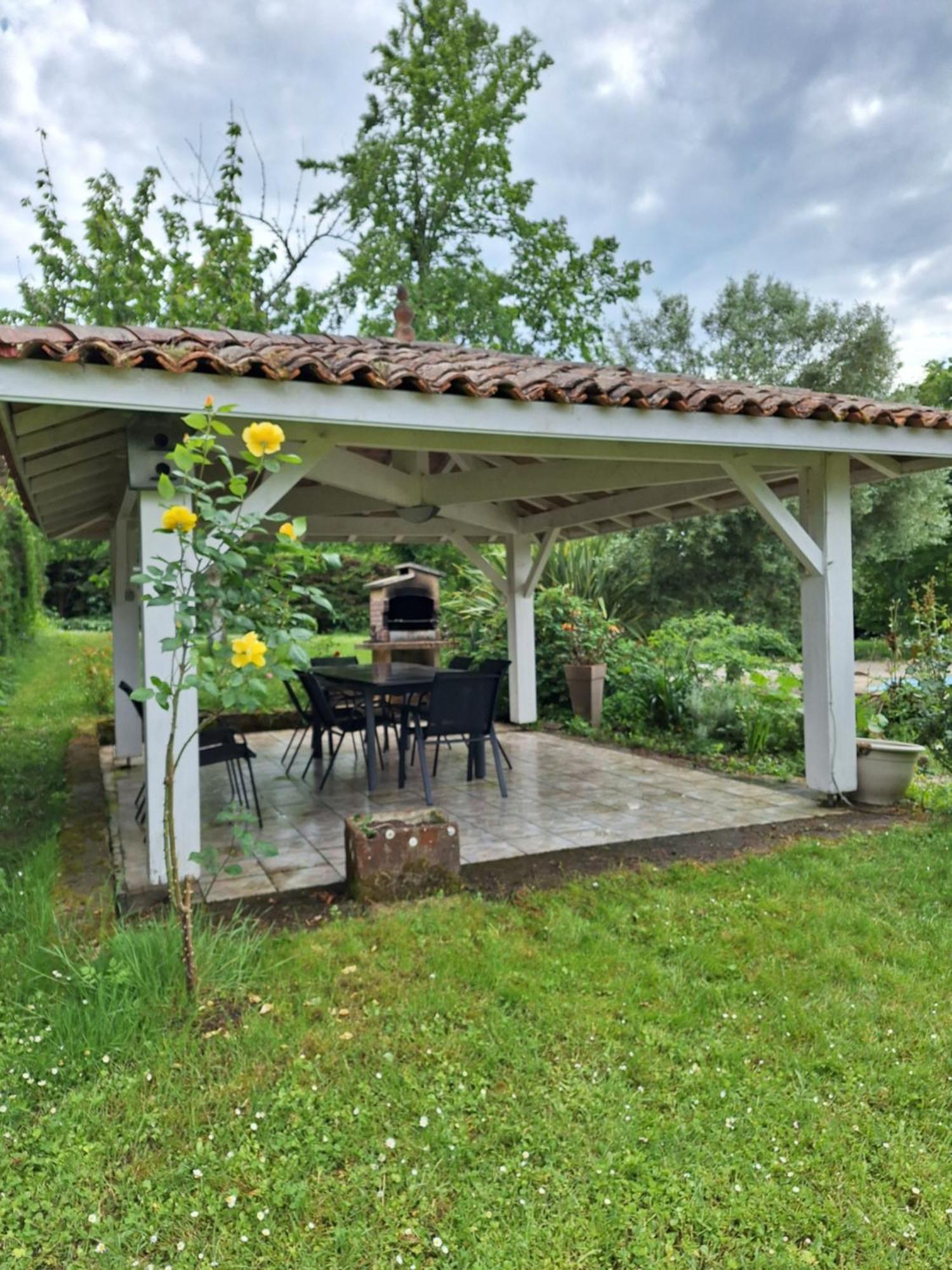 Les Hauts Benquey Mérignas Exterior foto
